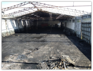 antes e depois da coleta de +300 toneladas de resíduos coletados em menos de 3 dias de operação para o descarte ecológico do resíduo de sinistro