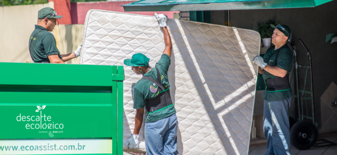 descarte de colchão